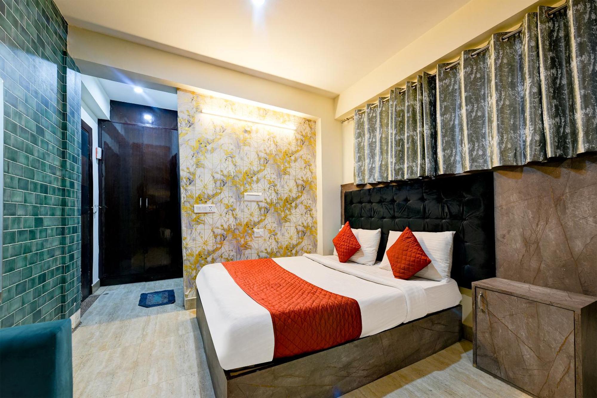 Sky View At Airport Hotel New Delhi